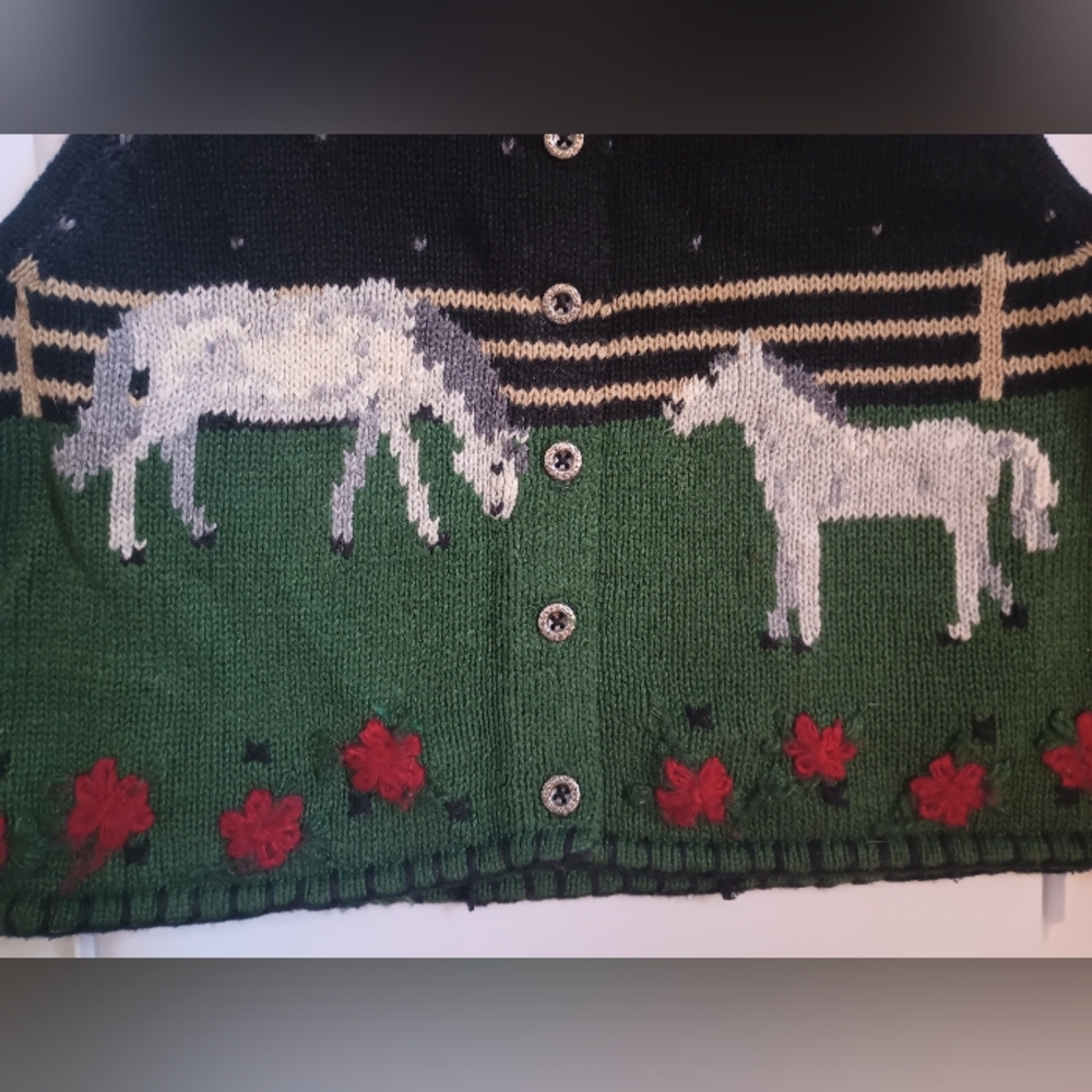 Vintage Hartstrings Girls Horse Needlepoint Sweater Vest Button Equestrian - Picture 3 of 10